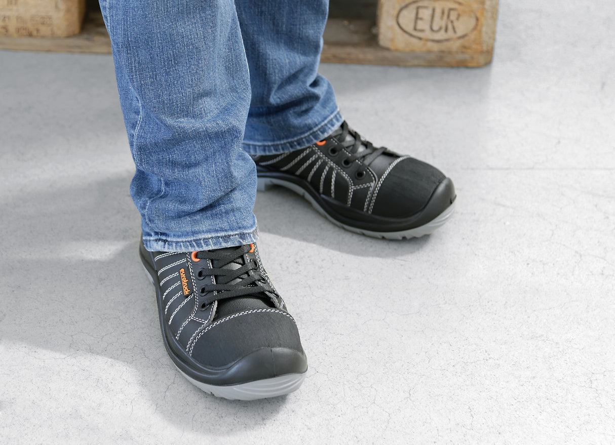 Black Mamba, sabot antinfortunistici - EU 38 - UK 5