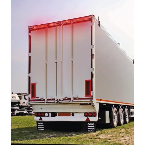 4 LED Clearance Light, Surface Mount, 12/24V - Red