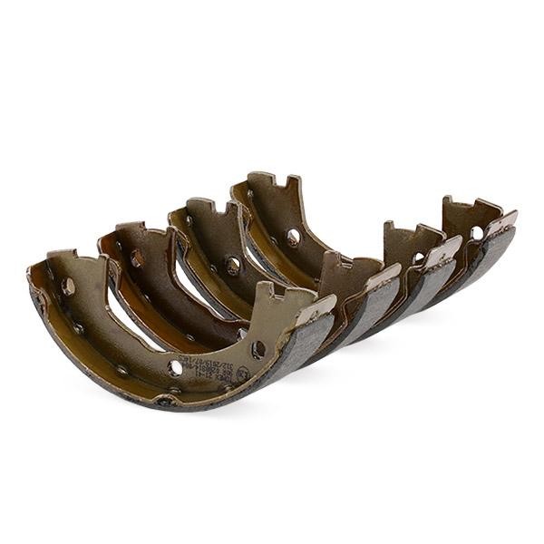 Handbrake shoe kit for Daily