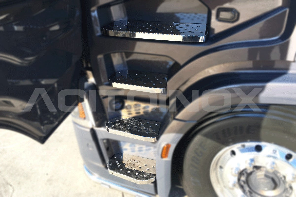 Scania S-series - NG cabin step covering