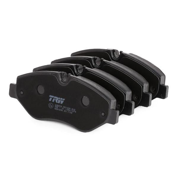 Set of front brake pads Sprinter Crafter