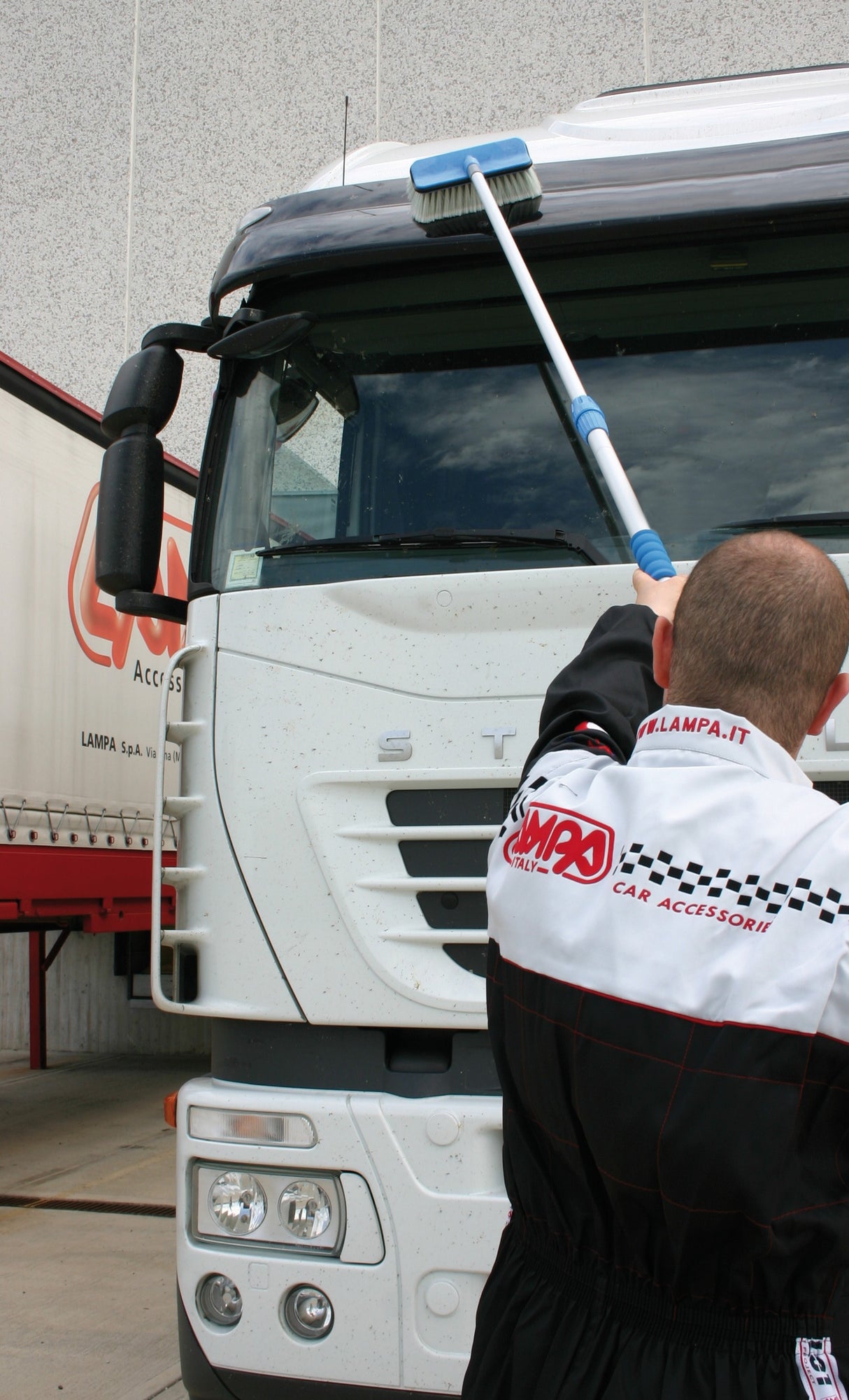 Truck-Wash, set idrospazzola con manico telescopico, innesto a vite