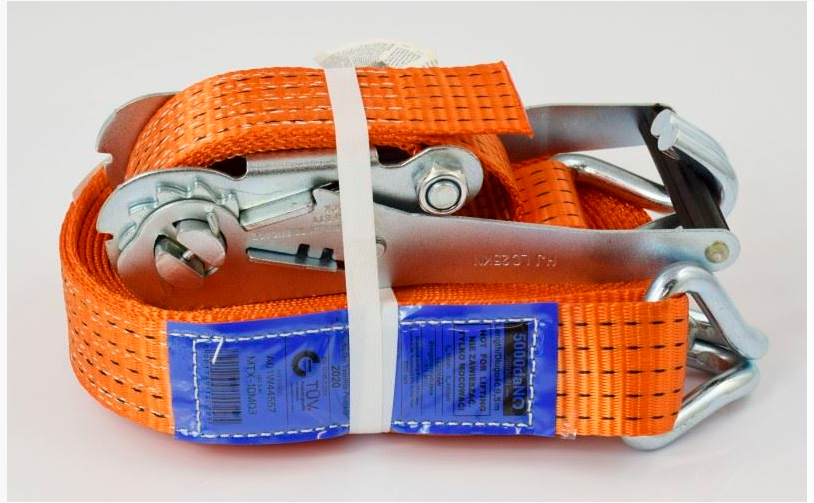 Outdoor cargo strap with hooks