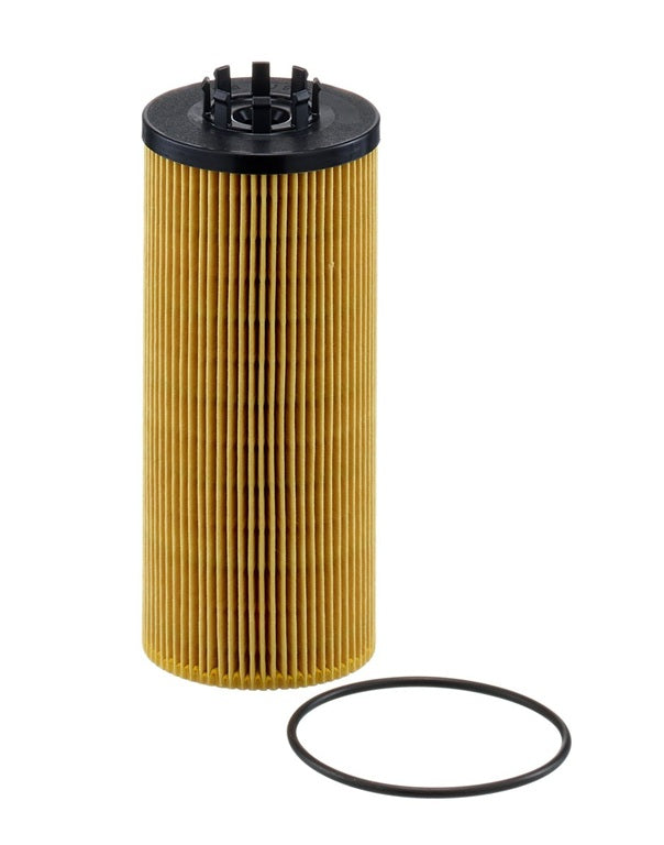 Filtro olio MANN-FILTER HU9003Z con guarnizione su fondo bianco